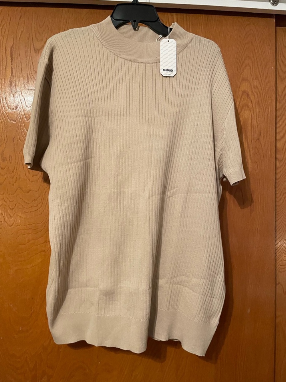 NWT—COOFANDY Ribbed Knit Top – Neutral Beige